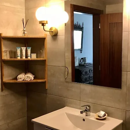 Ceu Sobre Montejunto Boutique Panzió *
